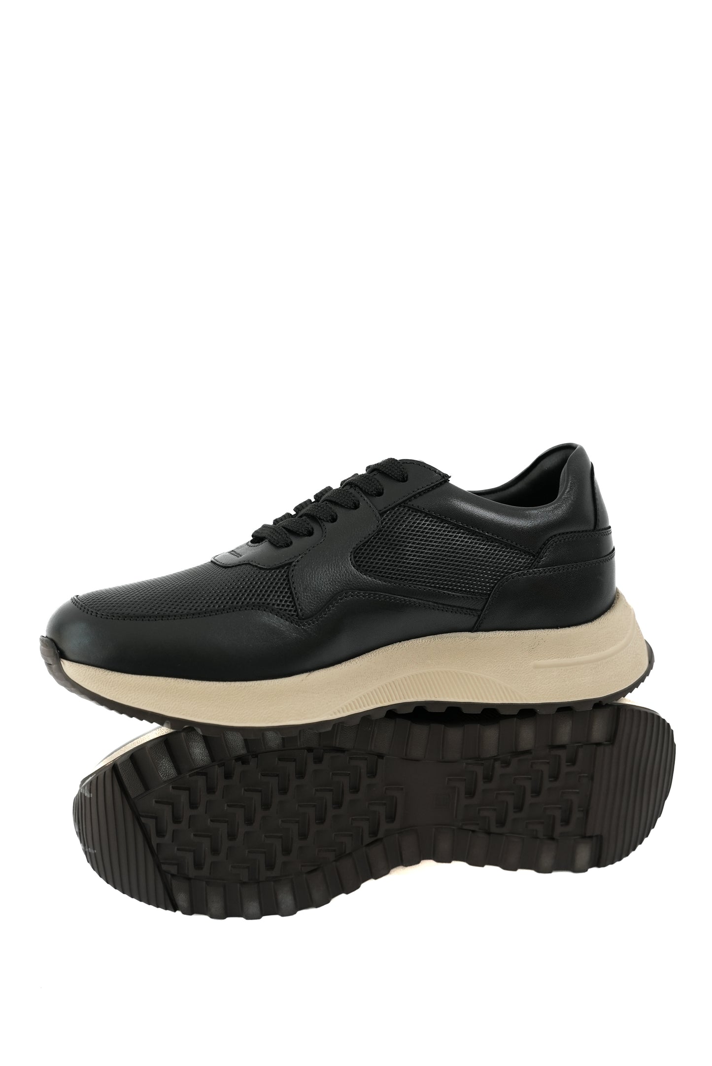 The Jocker Sneakers Black