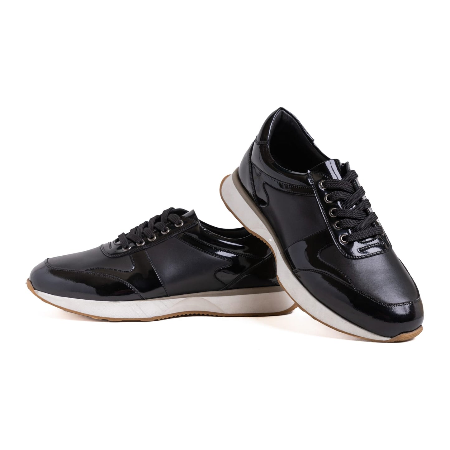 Retro Sneaker Black Verne