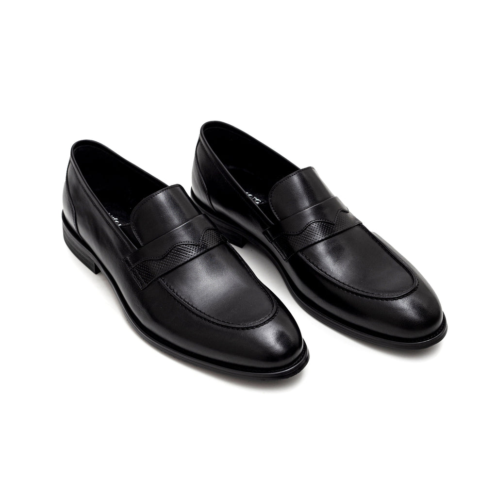 Classic Distressed Loafer