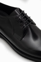 Plain-toe Derby