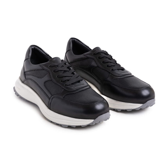 Elva Sneaker Black Poked